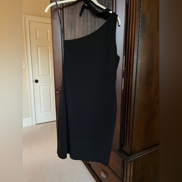 NWT Calvin Klein One Shoulder Sheath Dress with Attached Choker - Picture 3 of 15